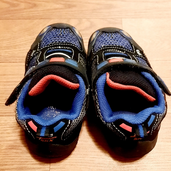 SOLD Skechers Police Damager II Light Up Shoes - Picture 8 of 11